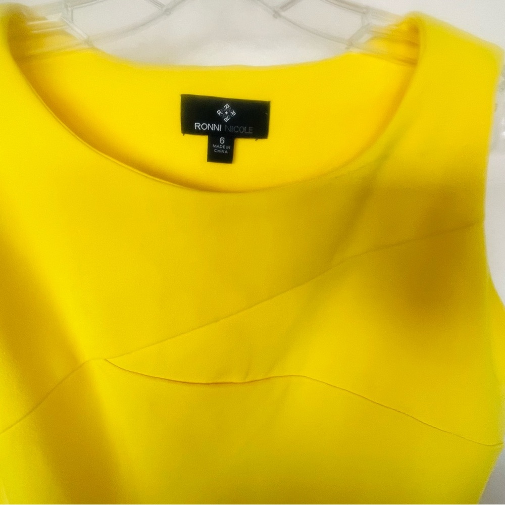 Ronni Nicole Vibrant Yellow Garment